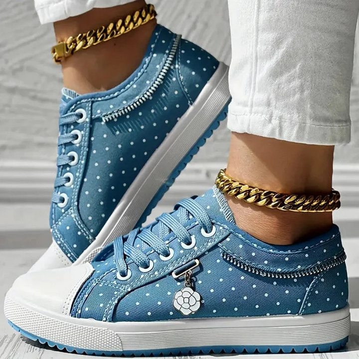 CARO | ELEGANT WOMEN'S SNEAKERS WITH FLORAL DETAILS