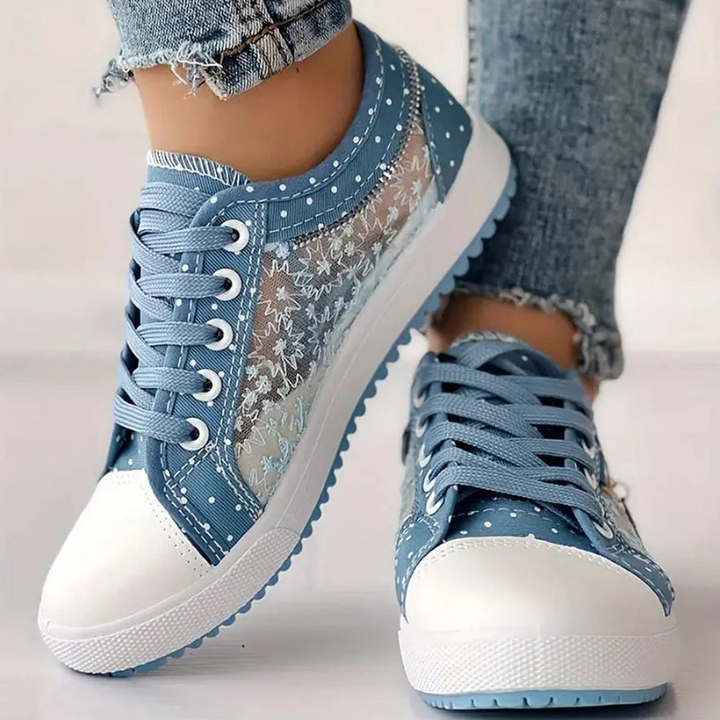 CARO | ELEGANT WOMEN'S SNEAKERS WITH FLORAL DETAILS