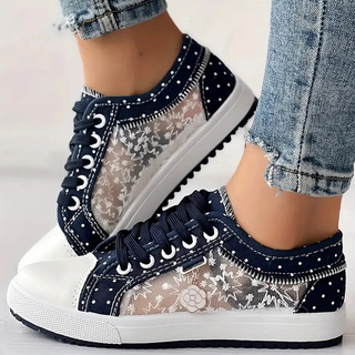 CARO | ELEGANT WOMEN'S SNEAKERS WITH FLORAL DETAILS