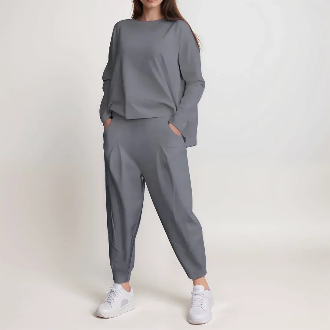 Lisa | Comfortable Two-piece Set with Round Neckline