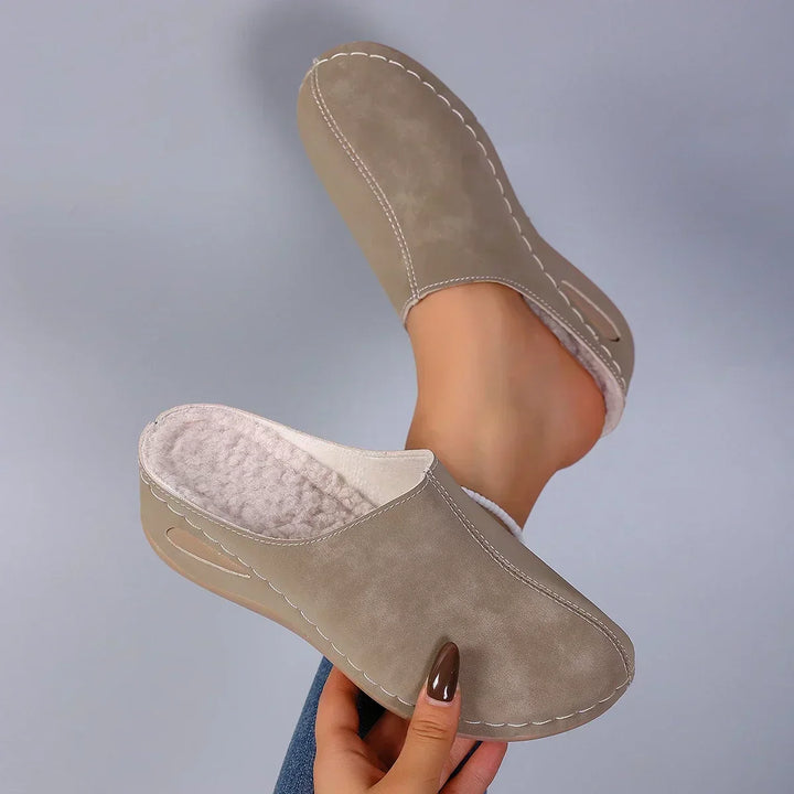 Averia | Orthopedic Slip-Ons